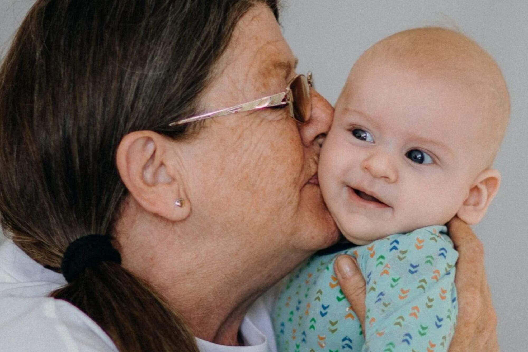 En este día, se celebra tanto a los abuelos como a las abuelas
