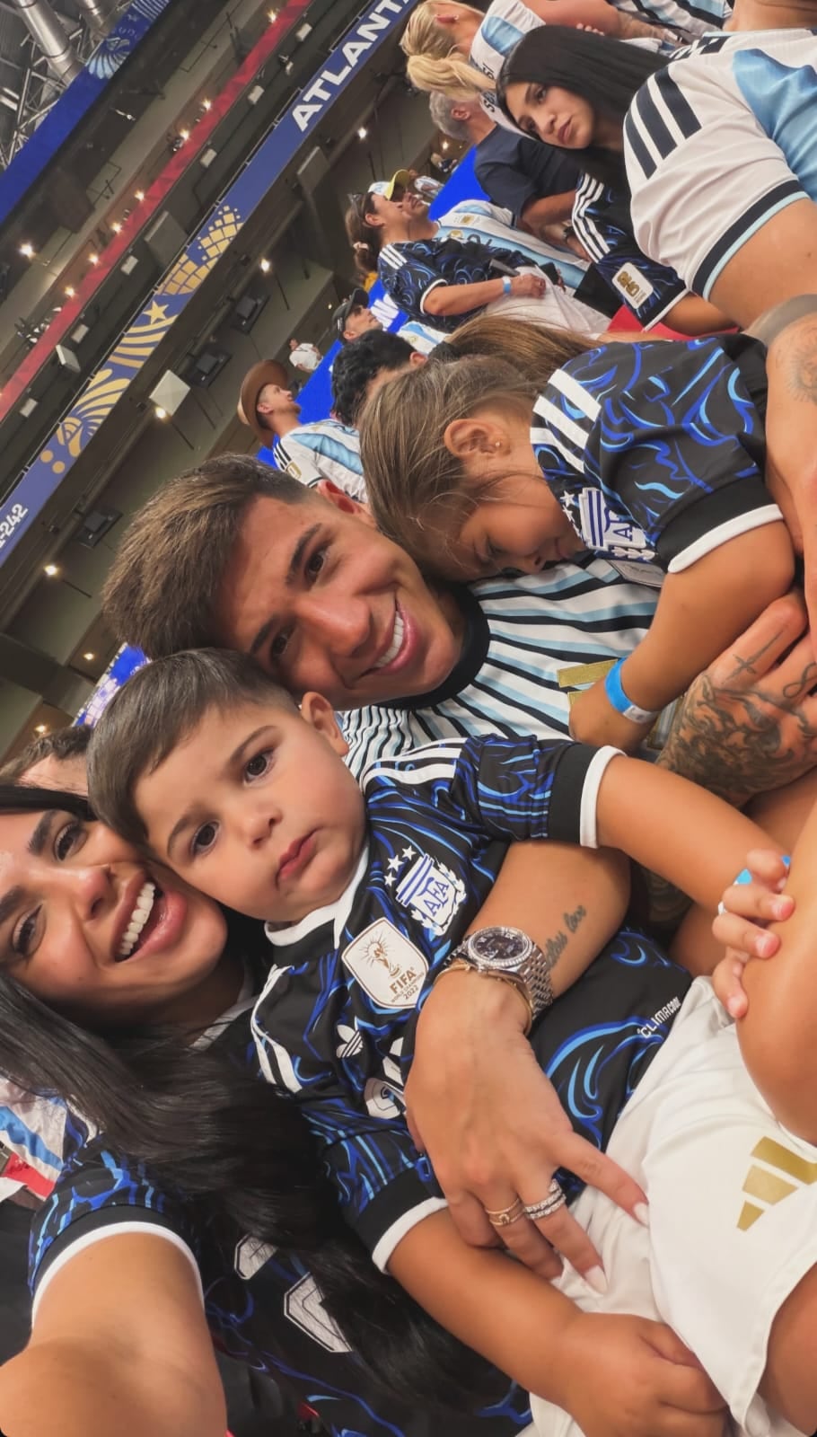 La emoción de Valentina Cervantes al reencontrarse con Enzo Fernández tras el partido