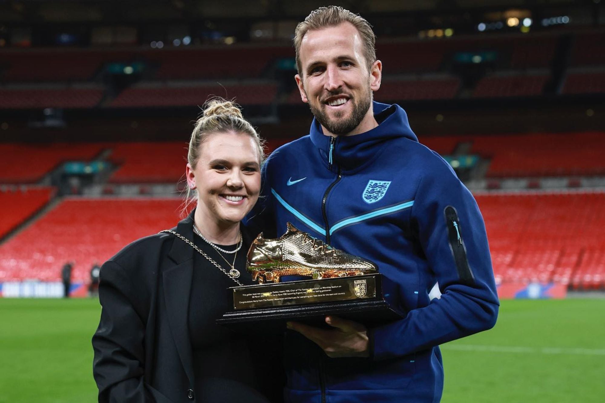 Kane llega al Mundial 2026 de la mejor manera: ganó su segunda Bota de Oro y su matrimonio está en un gran momento