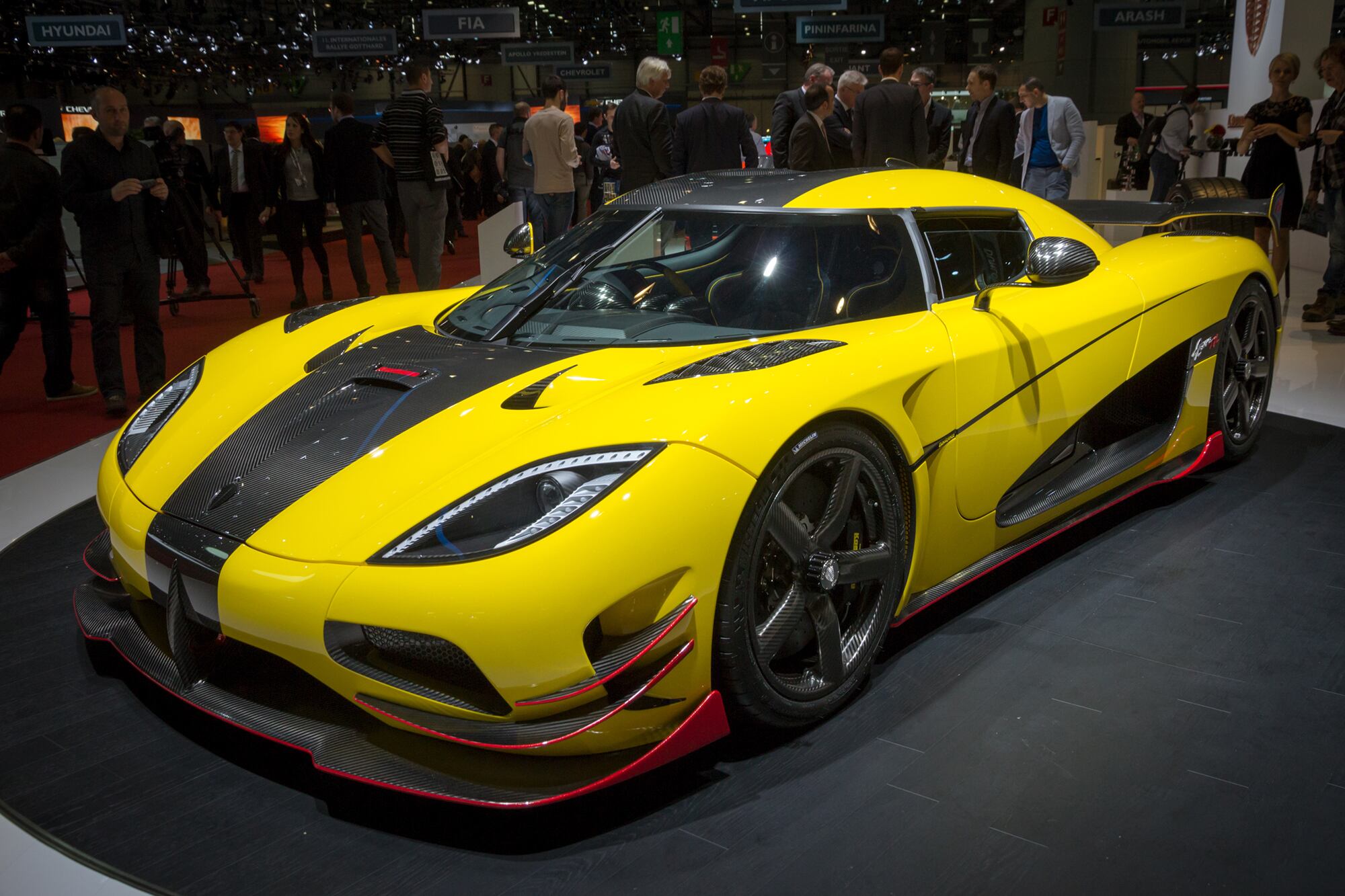 Koenigsegg Agera RS trae un motor V8 de 5.0 litros biturbo