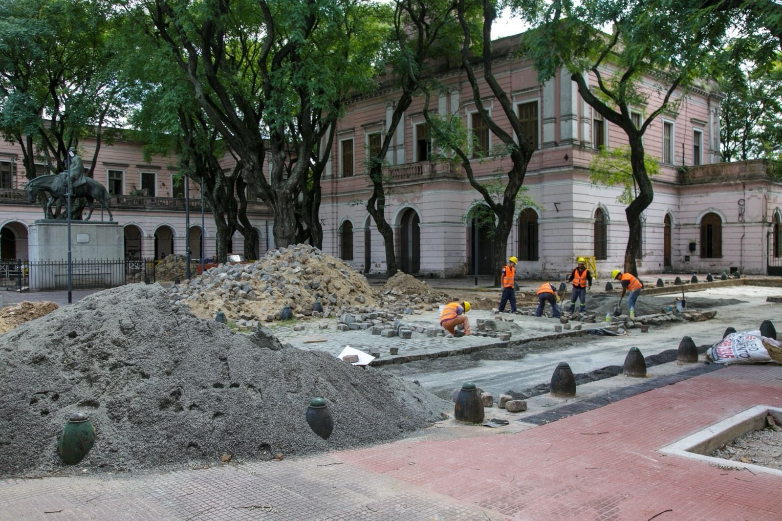 Las veredas son propiedad y responsabilidad del municipio