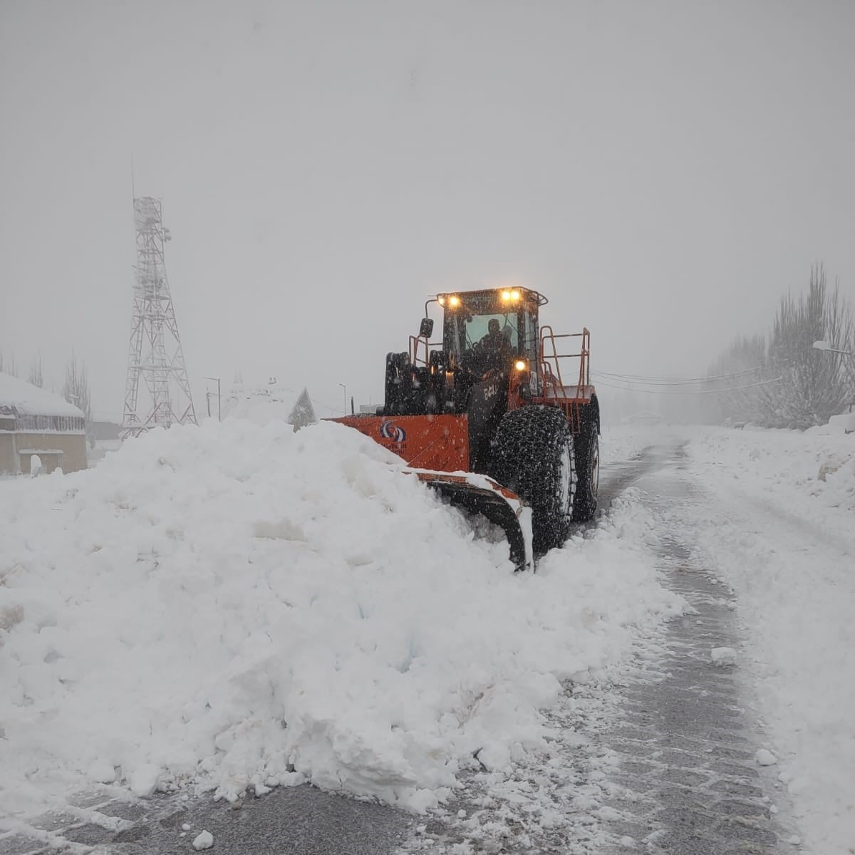 Temporal extremo: dos parques de nieve están cerrados “hasta nuevo aviso” y un centro de esquí habilita más pistas