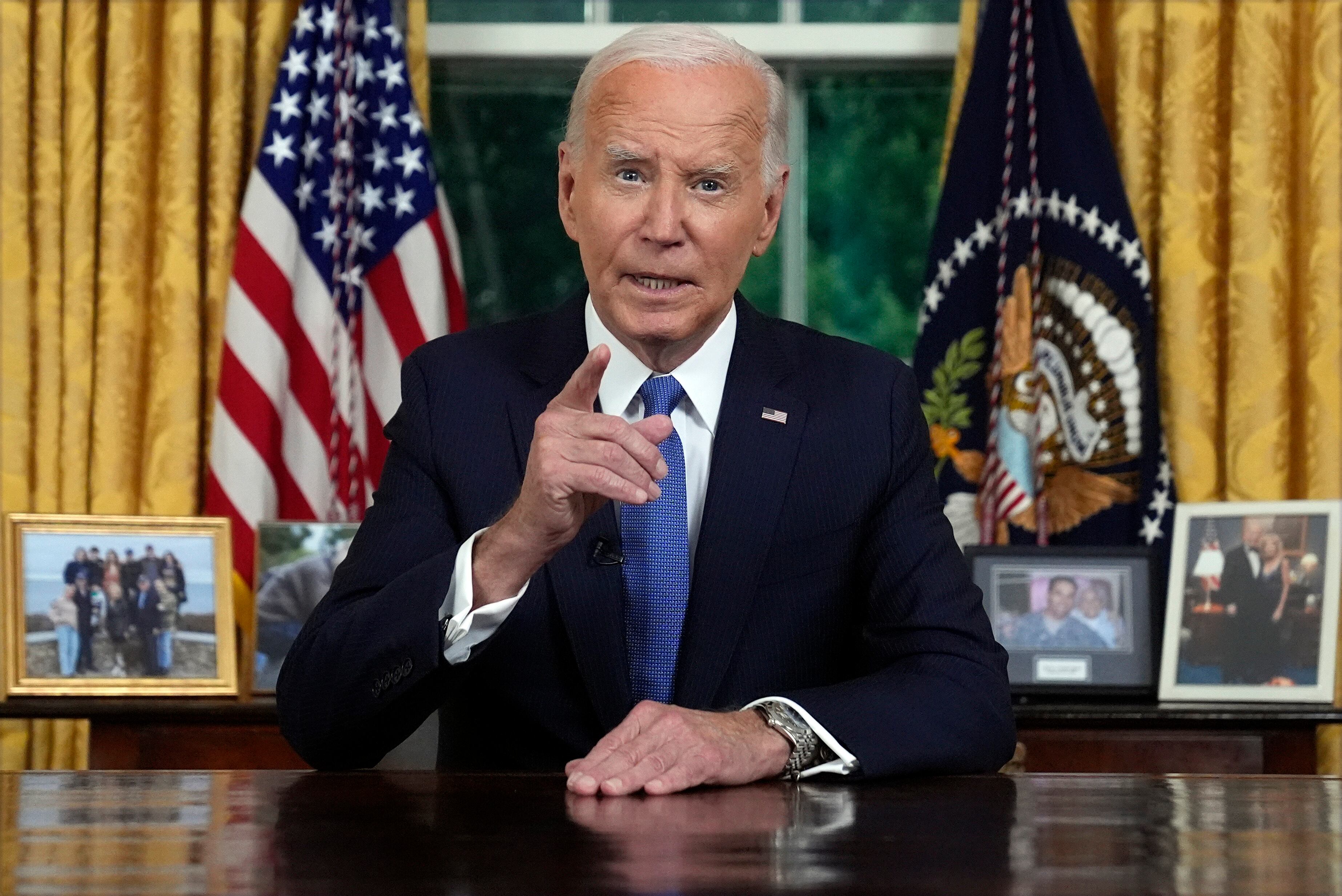 ARCHIVO - El presidente de Estados Unidos, Joe Biden, se dirige a la nación desde el Salón Oval de la Casa Blanca, el 24 de julio de 2024, sobre su decisión de retirar su candidatura a la reelección. Hoy dará su discurso de despedida desde el mismo lugar
