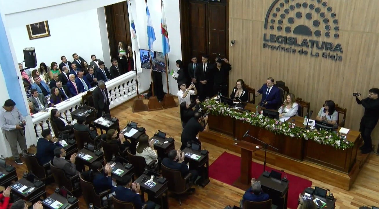 Ricardo Quintela sigue enfrascado en la pelea con Milei: “Defender el federalismo no es golpismo”, dijo