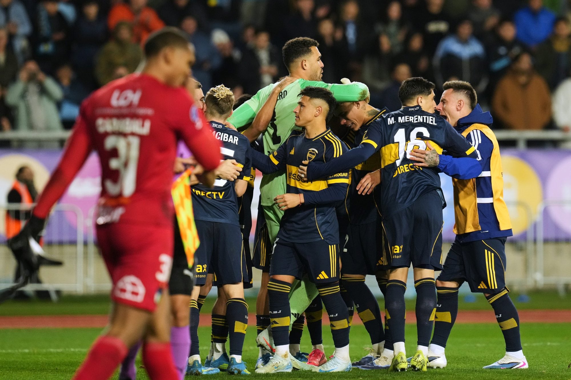 Álvaro Montero, que había sufrido tres goles ante Riestra, se redimió en la tanda de penales: atajó uno clave y Boca pudo avanzar