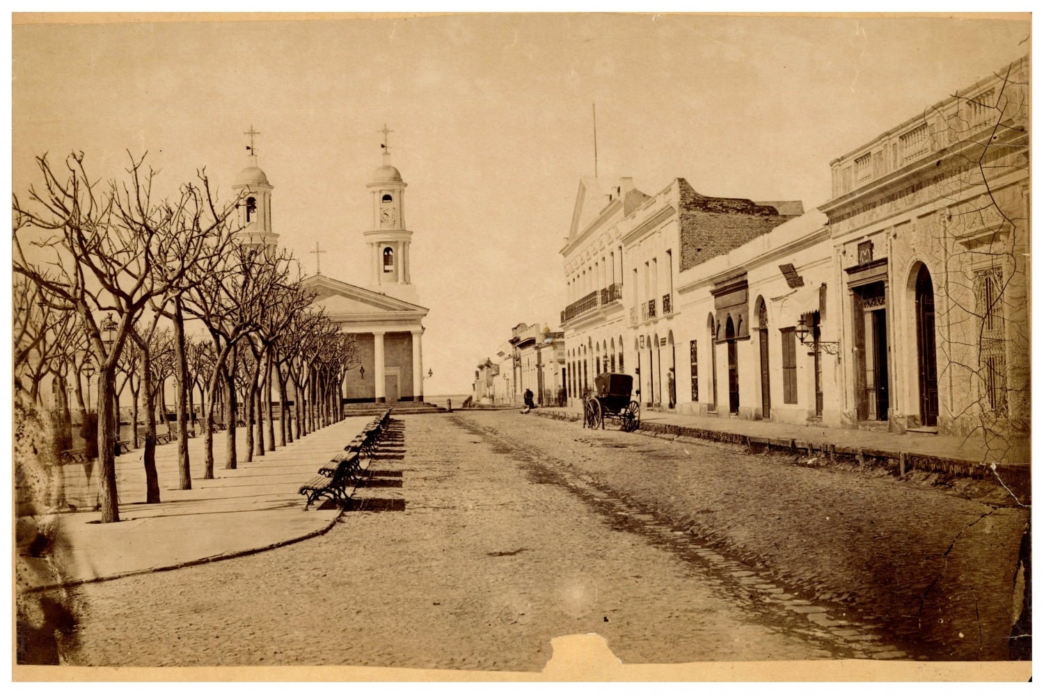 Iglesia de Rosario (1876, autor desconocido) Facebook: Antiguas fotografías argentinas