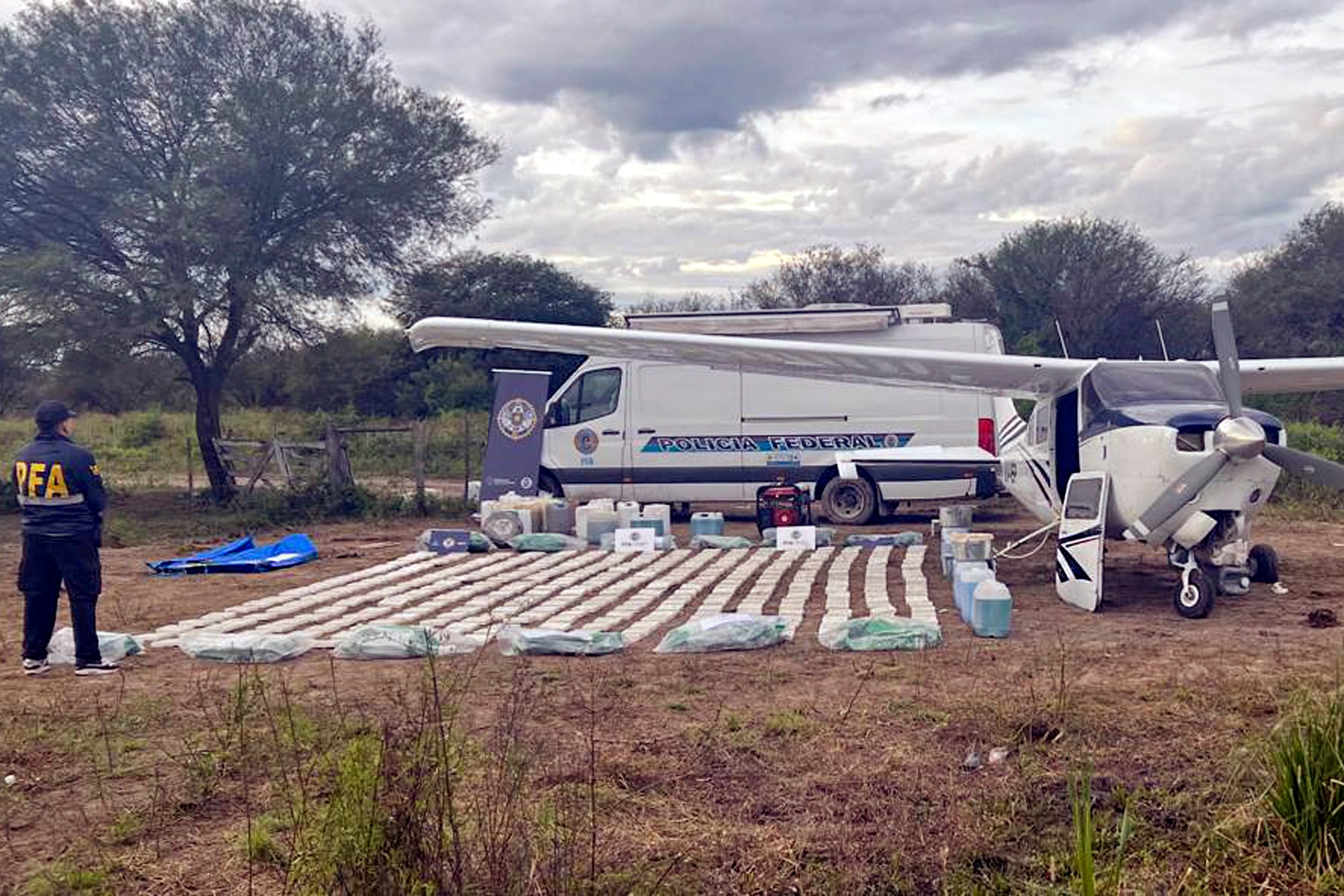 Un piloto de rally, detrás de un cargamento de 442 kilos de cocaína que fue señalado por la DEA