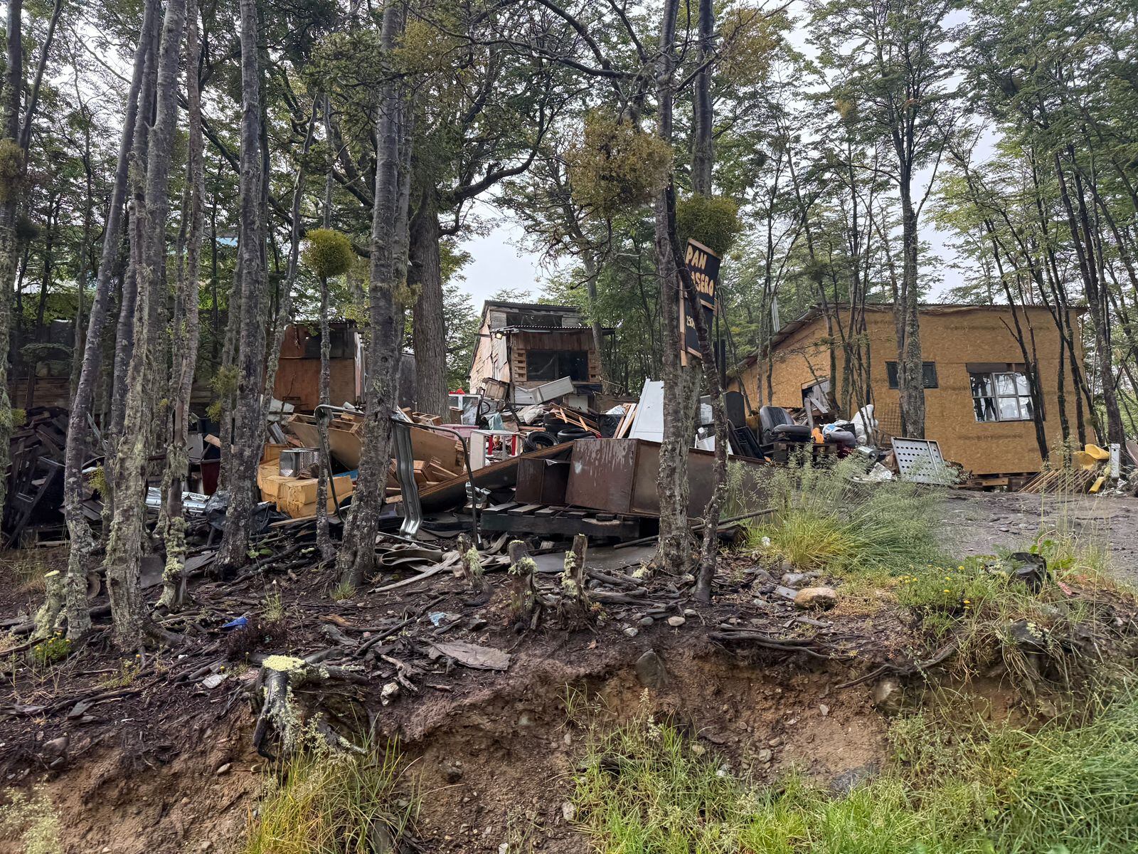 Una de las construcciones que se emplazaron sobre la montaña por las dificultades para acceder a la vivienda