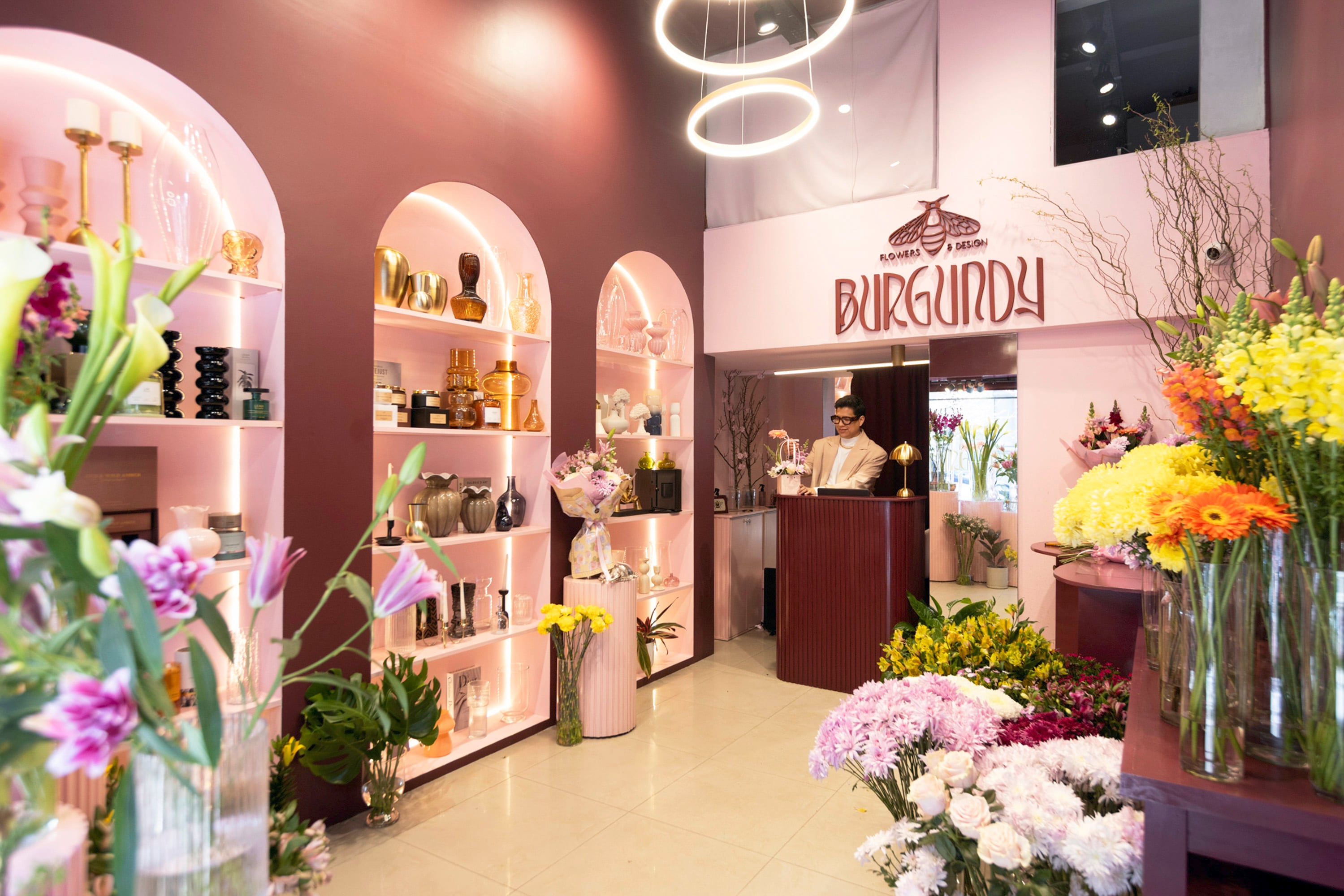 La florería, sobre la calle Juncal, luce como una delicada joyería con piezas exclusivas