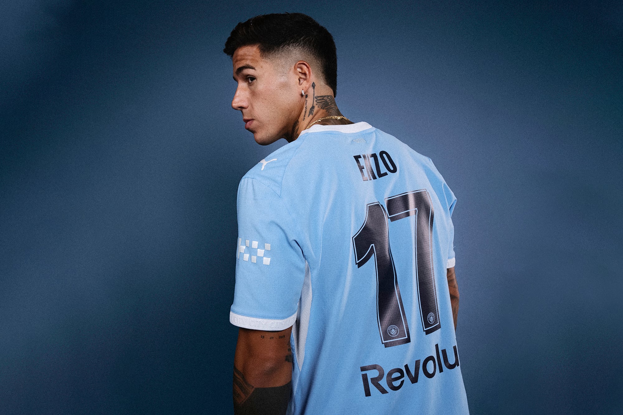 Enzo Fernández con la número 17 en Manchester City, igual que Kevin De Bruyne