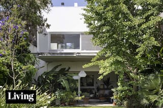 Recorremos una fantástica casa firmada por el arquitecto Mariano Clusellas, que hoy luce un interiorismo renovado