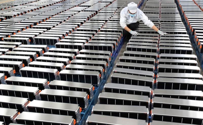 La ventaja china, según el especialista, ya no se limita al precio: también incluye dominio tecnológico, escalas de producción y control de la cadena de suministro de baterías