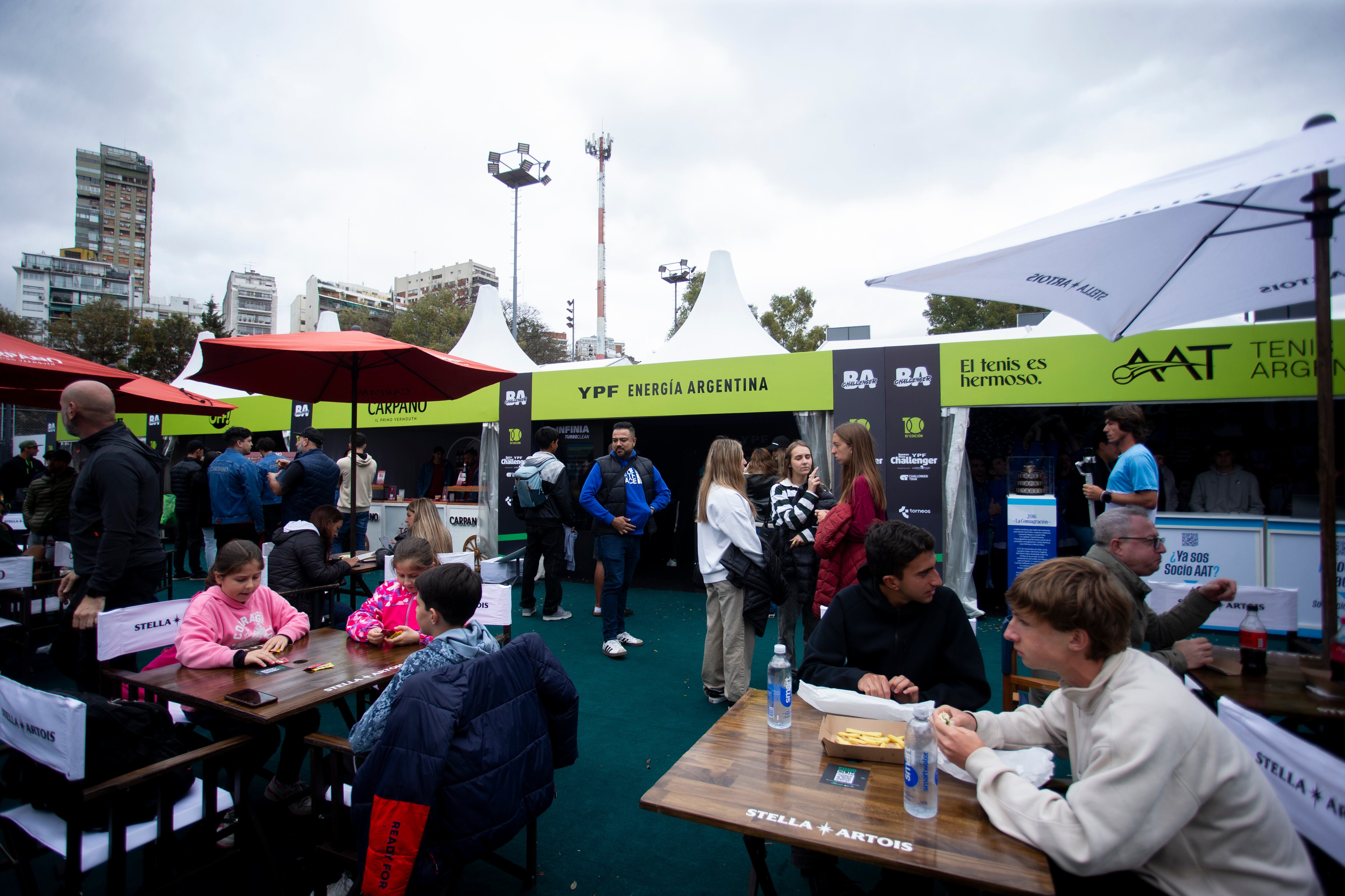 El patio comercial del certamen