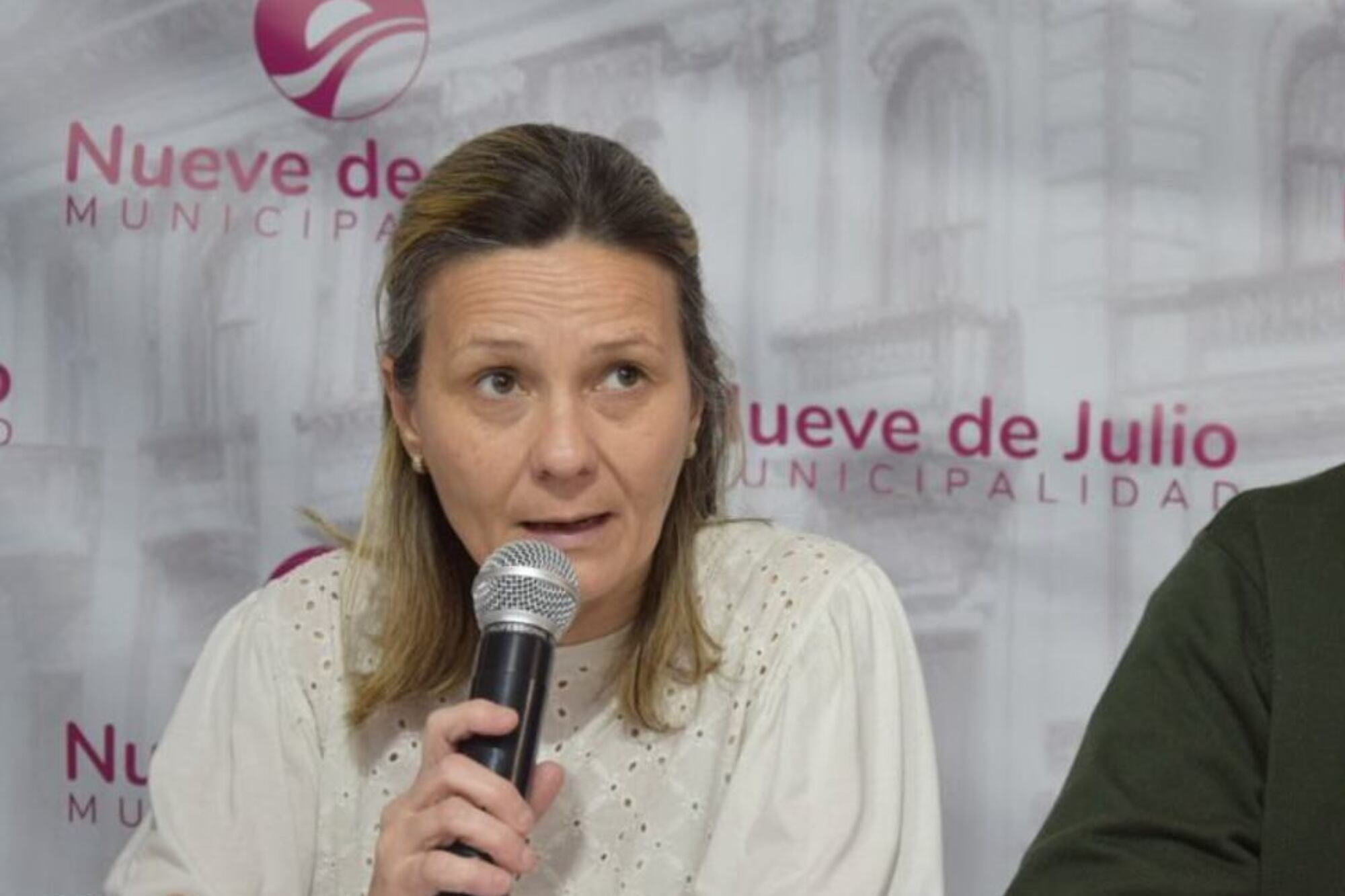 La intendenta María José Gentile, en su carácter de vicepresidenta del Comité de Cuenca A3