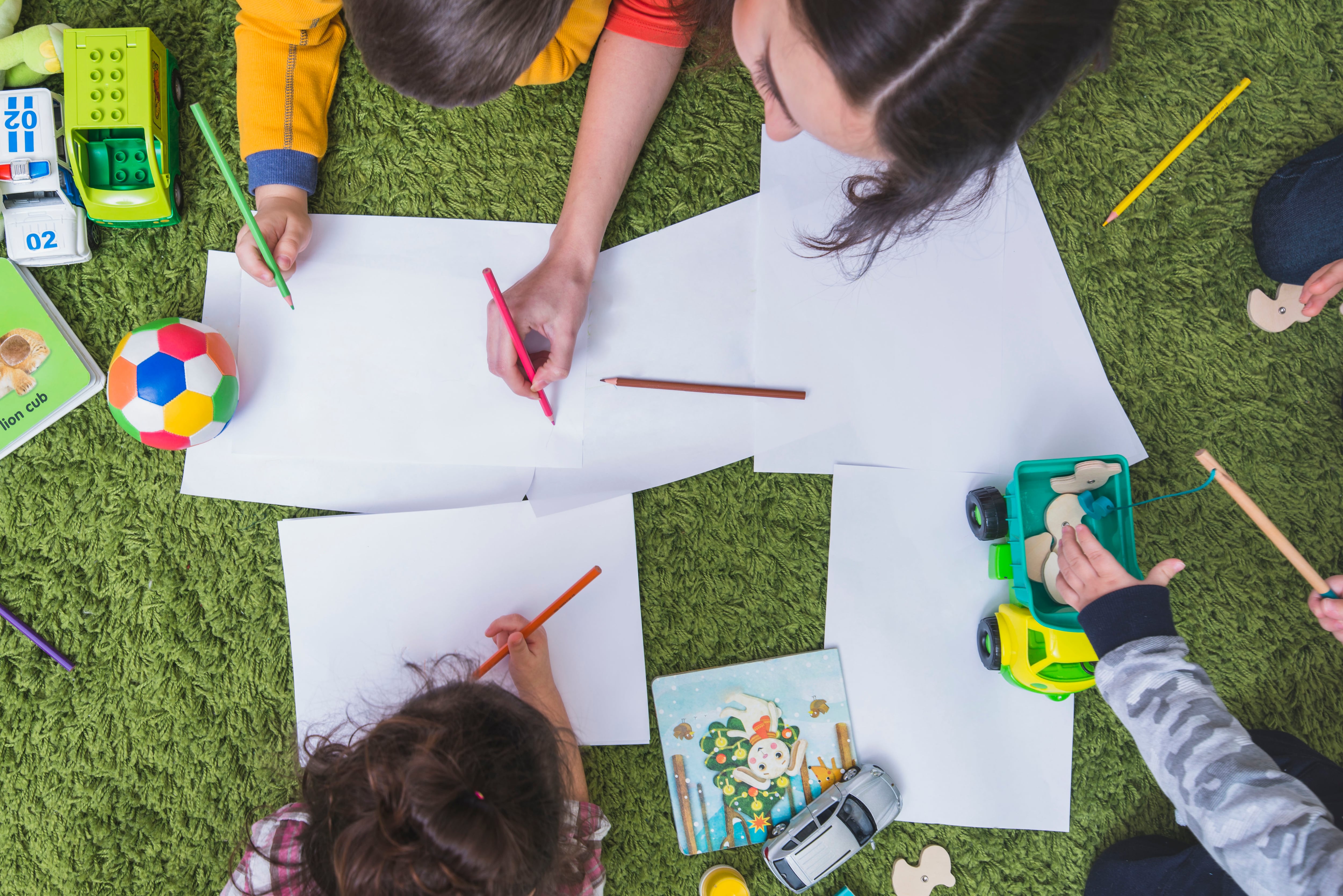 Cada 28 de mayo se celebra el Día de la Maestra Jardinera