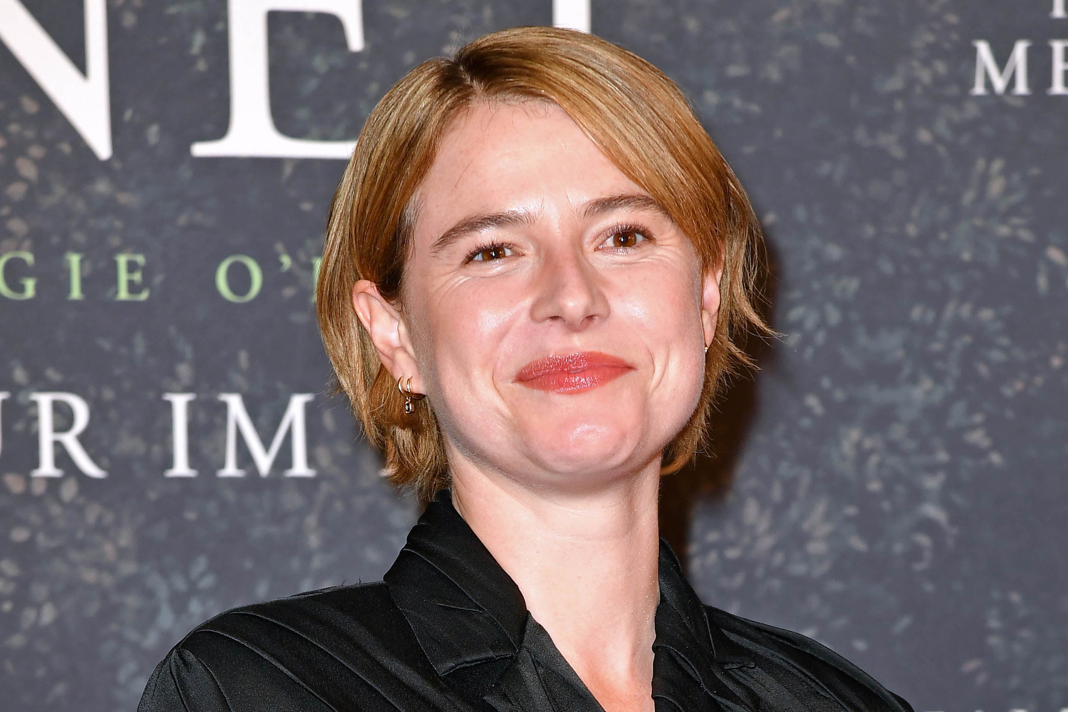 La historia de amor de Jessie Buckley, la favorita de los Oscar: una cita a ciegas, un ultimátum y una hija en común