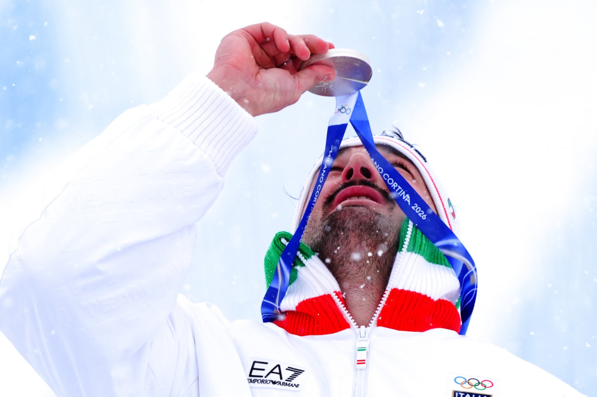 Un descenso por dos: Federico Tomasoni y la medalla que mira al cielo