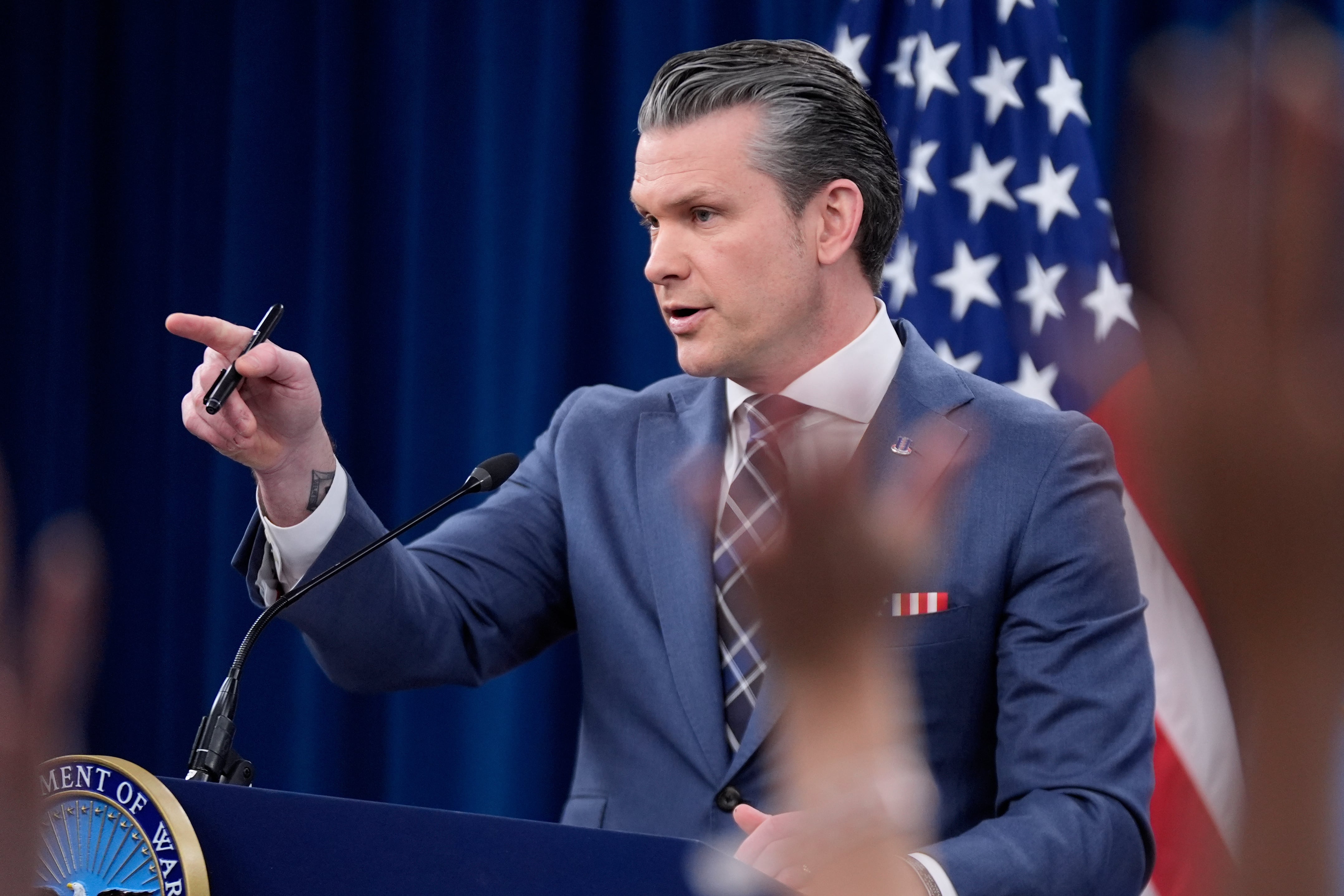 El secretario de Defensa estadounidense, Pete Hegseth, en una conferencia de prensa en el Pentágono en Washington, el 19 de marzo del 2026.