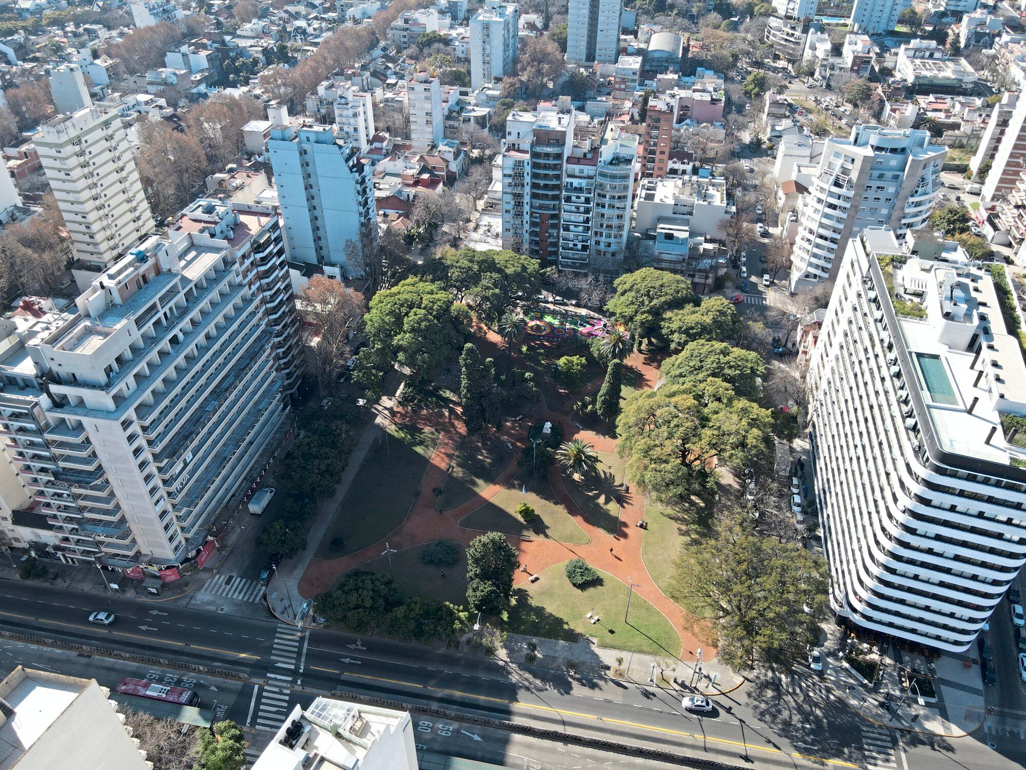 En el barrio de Núñez, alrededor de la Plaza Balcarce, se levantan varios proyectos inmobiliarios nuevos