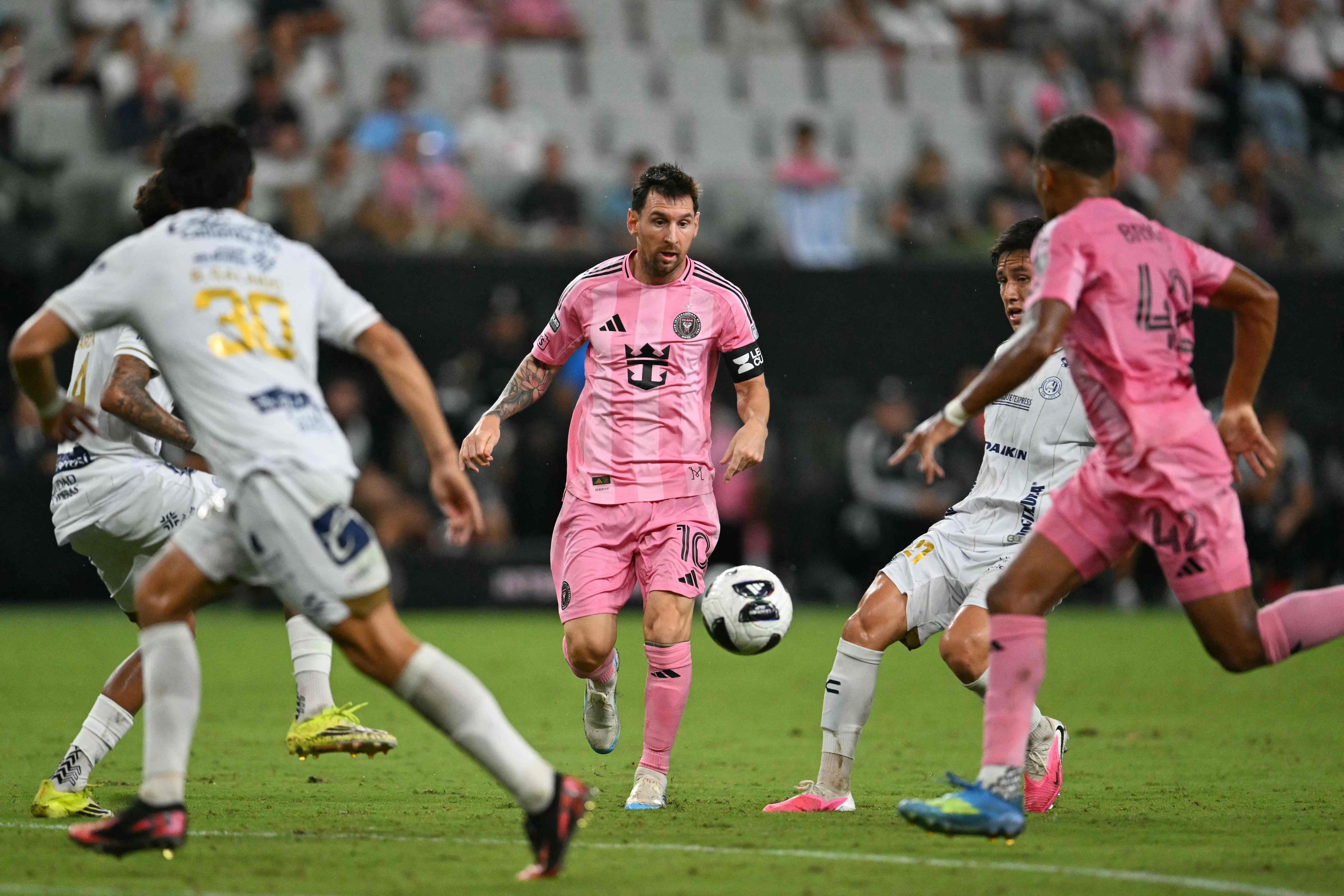 Lionel Messi, en acción, en el segundo partido que jugó con Inter Miami tras la final del Mundial 2026