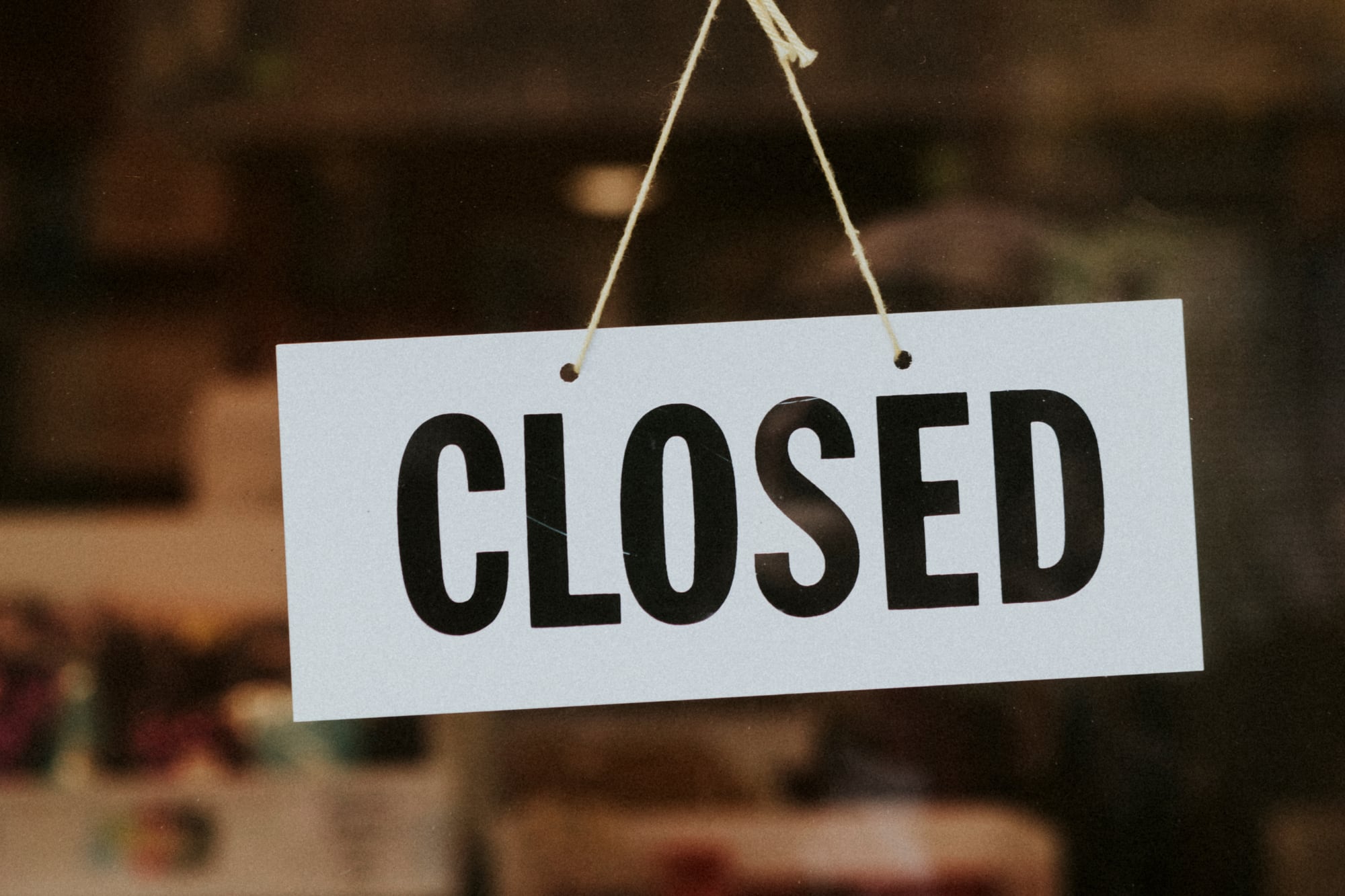 La ayuda apunta a negocios impactados por redadas del ICE