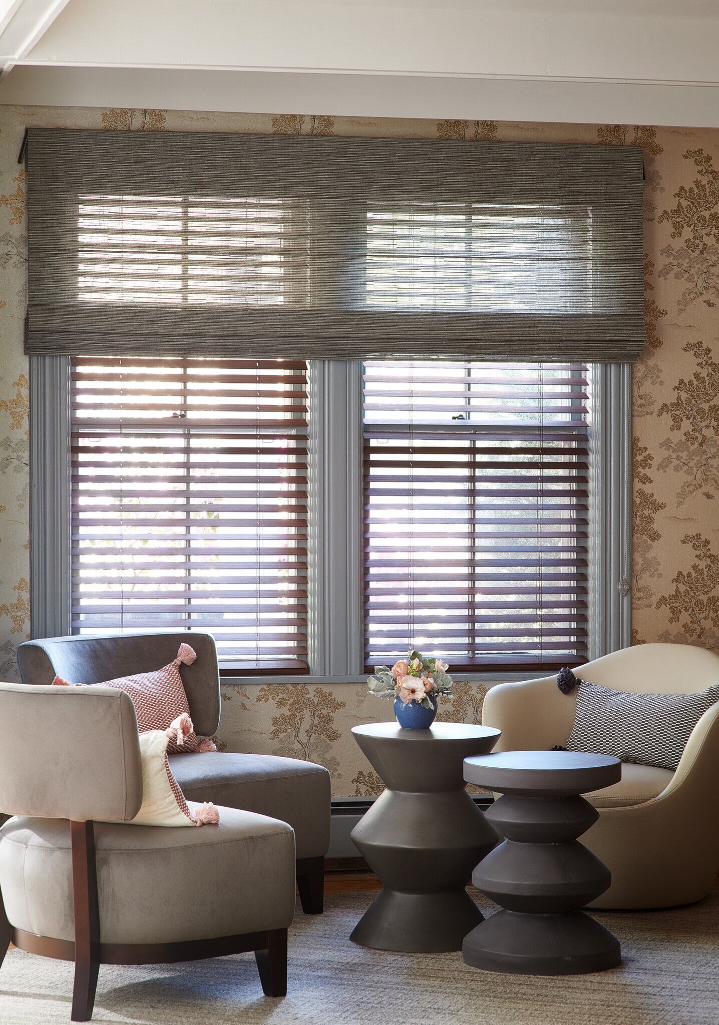 Las viejas y queridas persianas, como estas de madera, ya no vienen con las ventanas