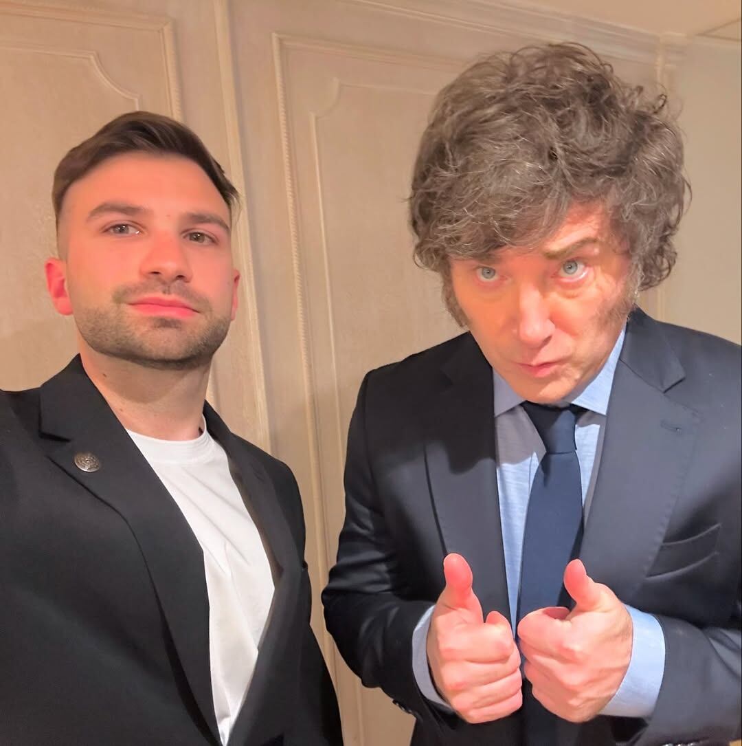 El Presidente Javier Milei junto a Mauricio Novelli.