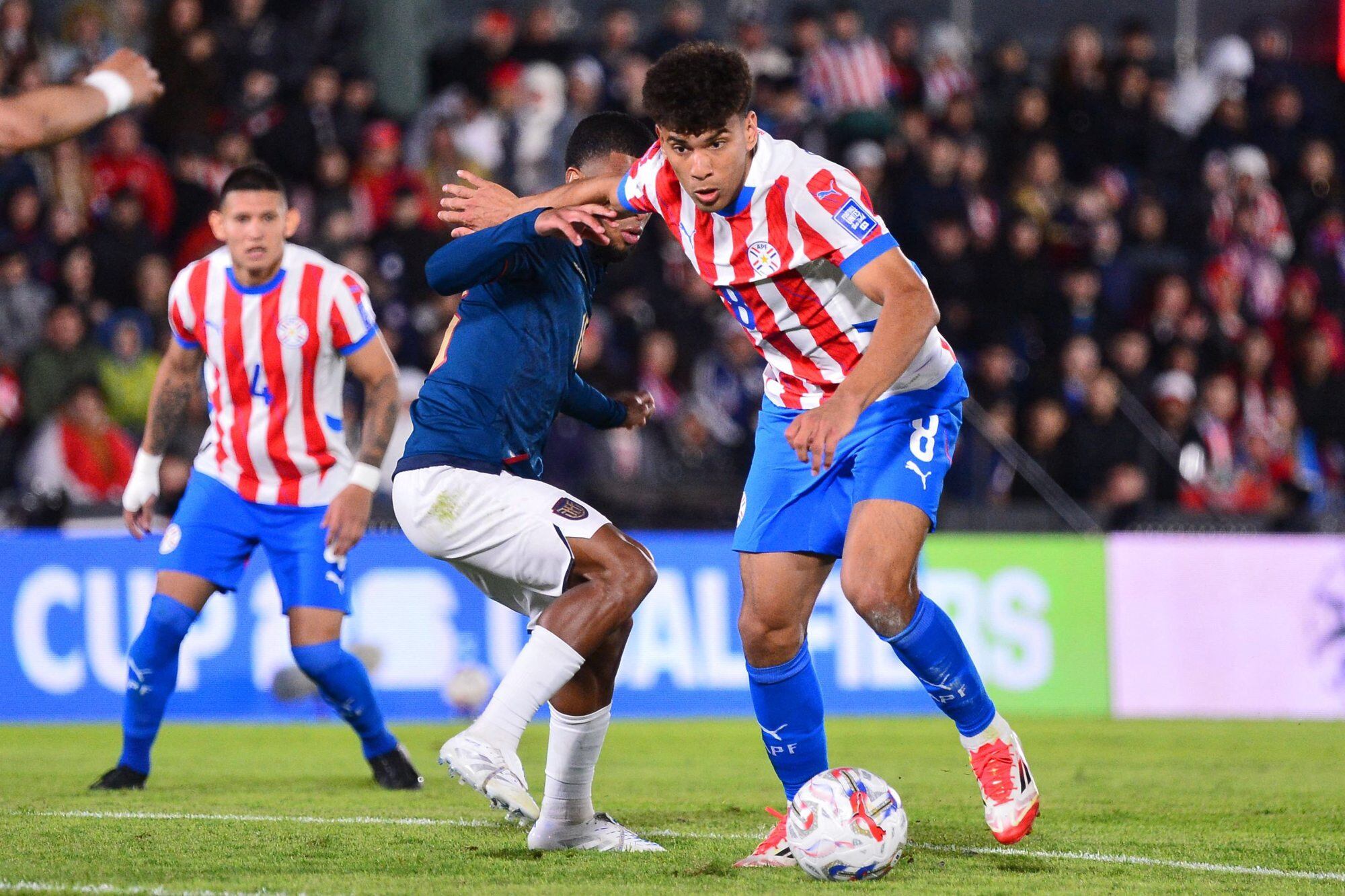 Diego Gómez zafa de la marca de Patrick Mercado; Paraguay selló en Asunción la clasificación al Mundial 2026 y romperá con un hechizo de 16 años sin jugar la Copa del Mundo