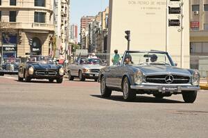Mercedes-Benz. El tour de modelos icónicos que dejó a todos boquiabiertos