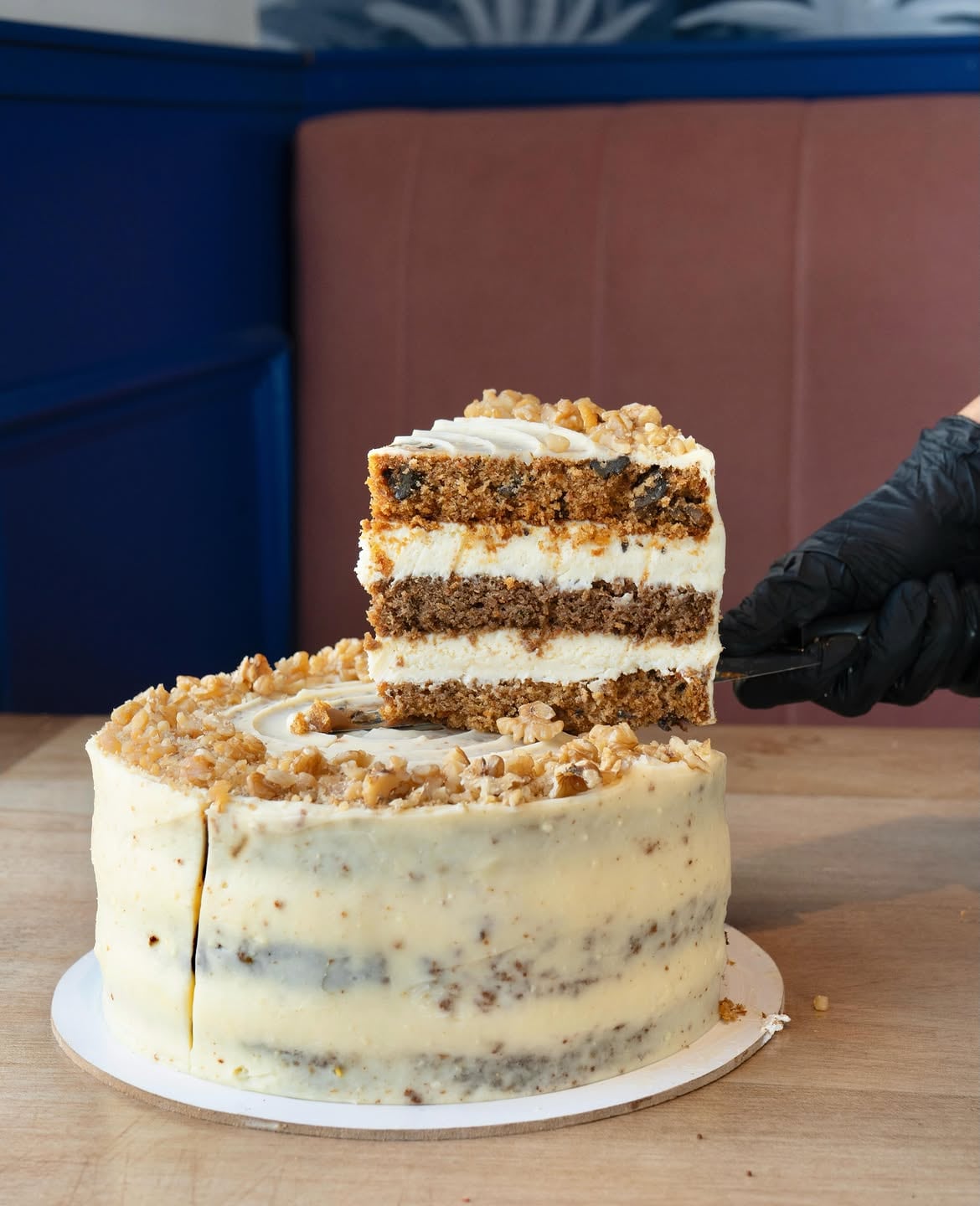 Fernando: “La idea de las tortas grandes en Indie Café surgió porque, si uno va a ‘pecar’ con algo dulce, que sea con todo