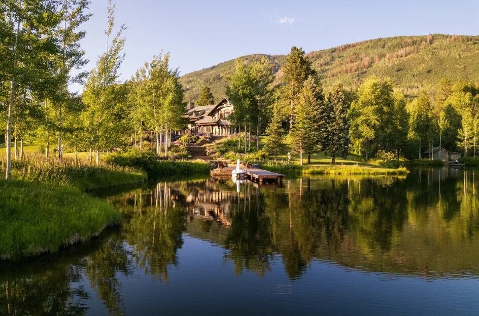 El terreno donde está ubicada la residencia tiene más de 28 hectáreas