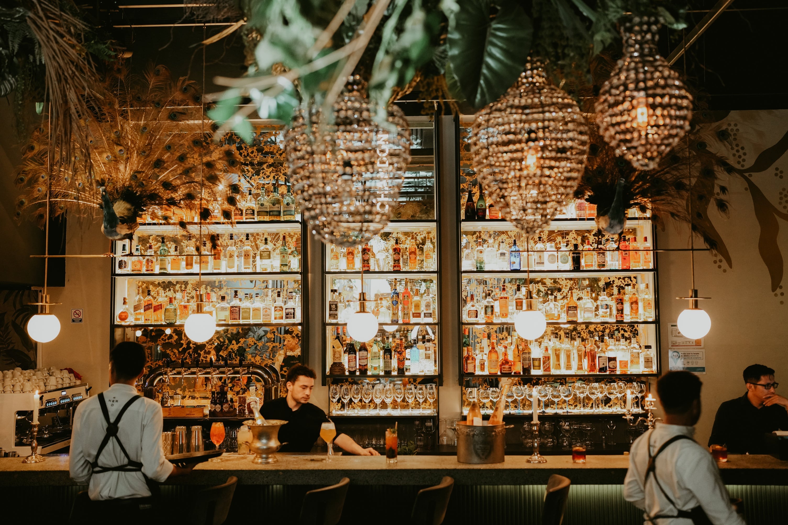 Día del Bartender: cómo se inspiran, sus errores iniciales y qué hacen cuando les piden “algo rico, pero no tan dulce”