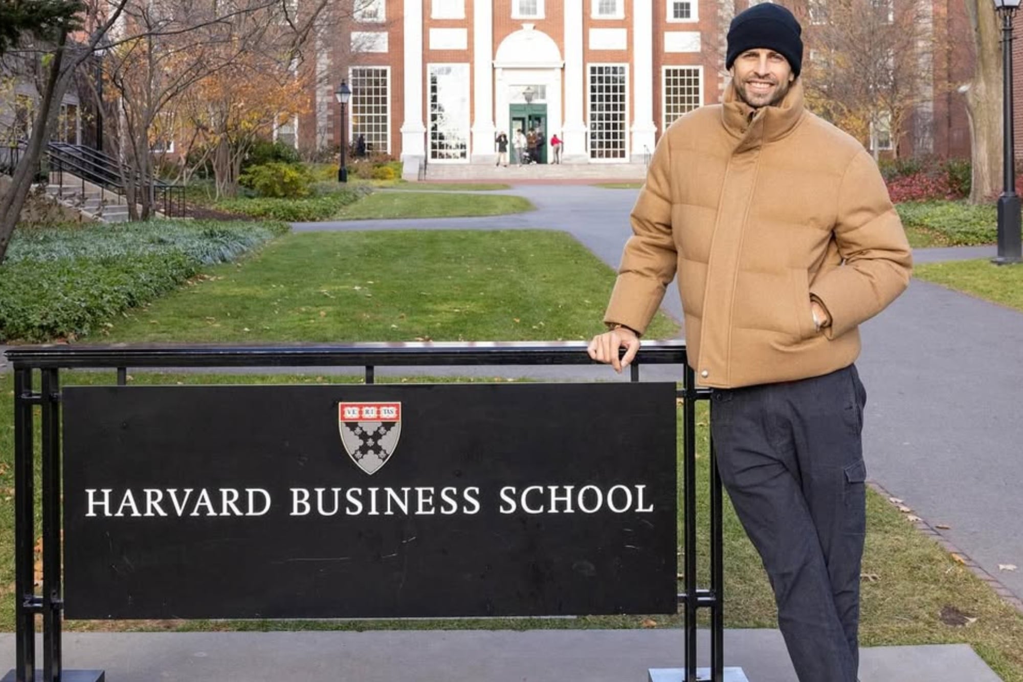 Gerard Piqué debutó como profesor en Harvard: de qué dio la clase magistral
