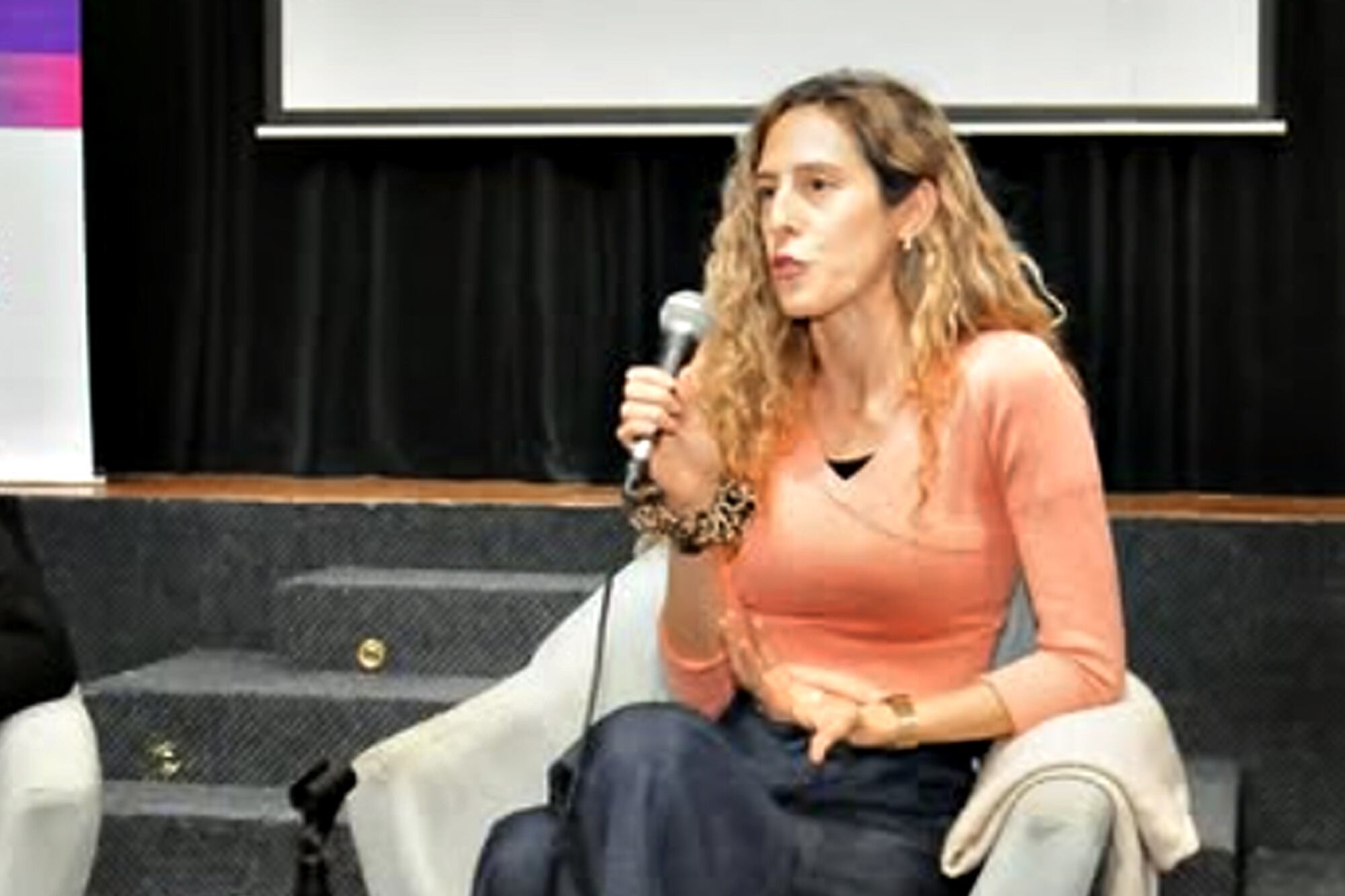 Detuvieron a una funcionaria del Ministerio de la Mujer bonaerense por el ataque a la casa de Espert