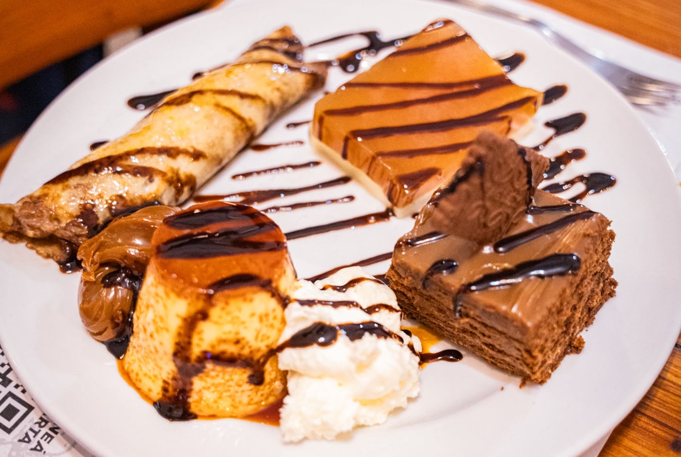 Postre vigilante, chocotorta, panqueque con dulce de leche y flan con crema, para un final bien goloso