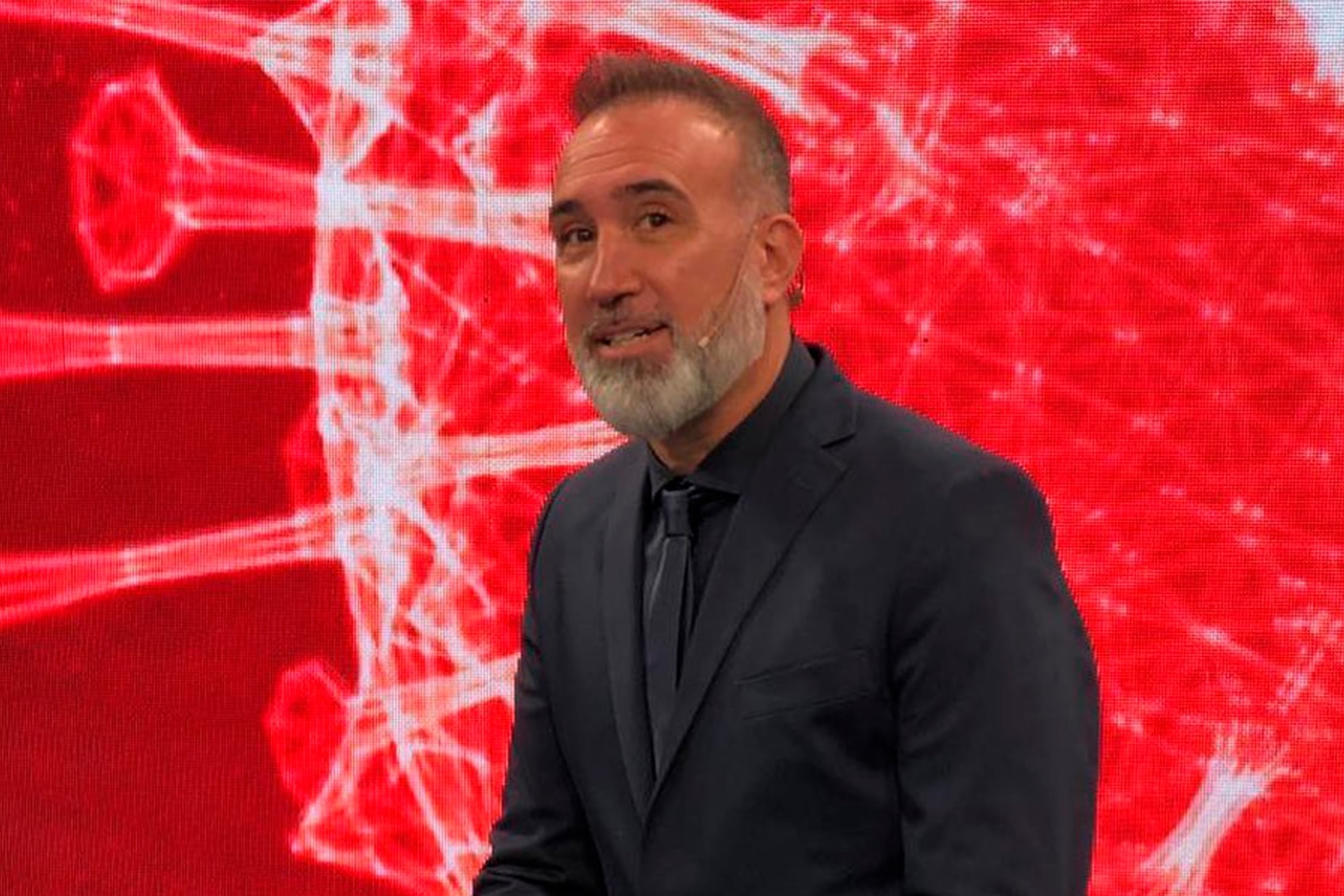 Solo en Off | El funcionario libertario que debió asimilar la agenda woke de un país europeo 10 Gabriel Anello