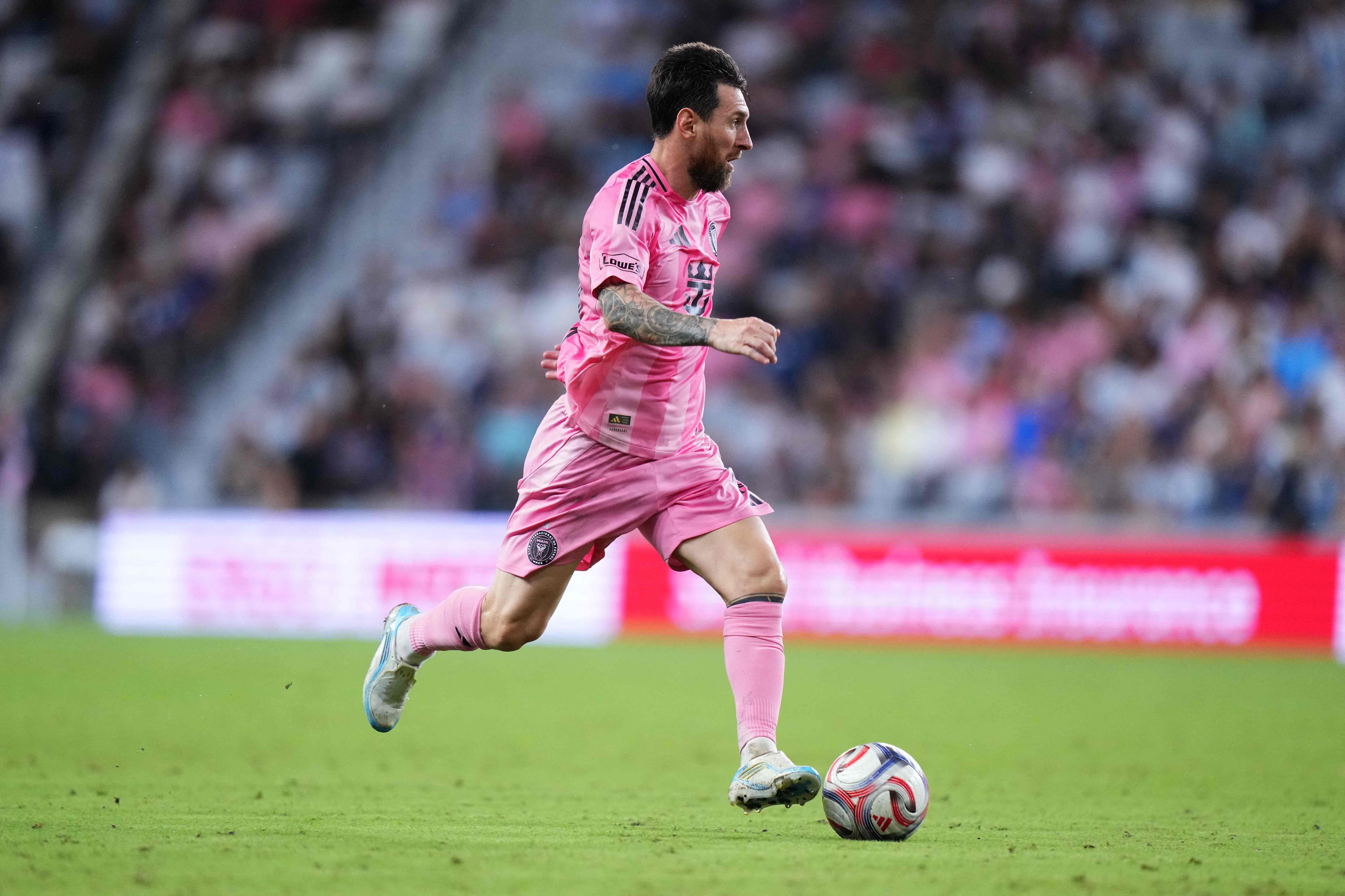 Messi, muy activo en el partido