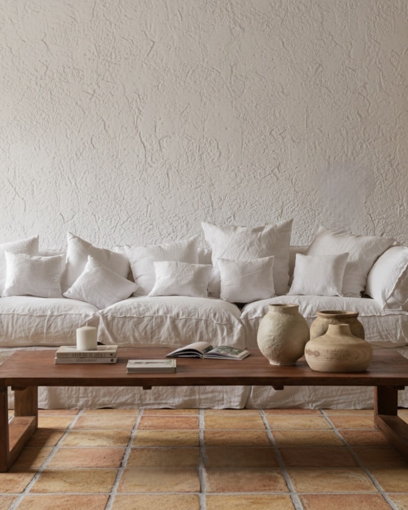 Con un nombre que auspicia comodidad, Paula describe al sofá