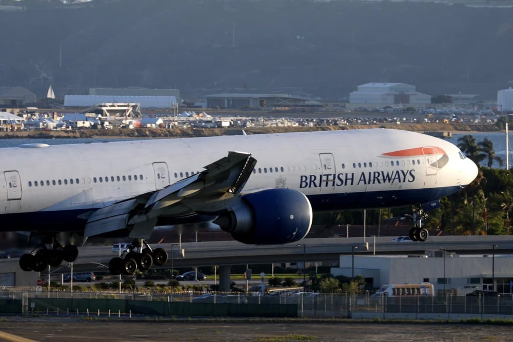 El avión venía de India y se dirigía hacia el aeropuerto londinense de Heathrow