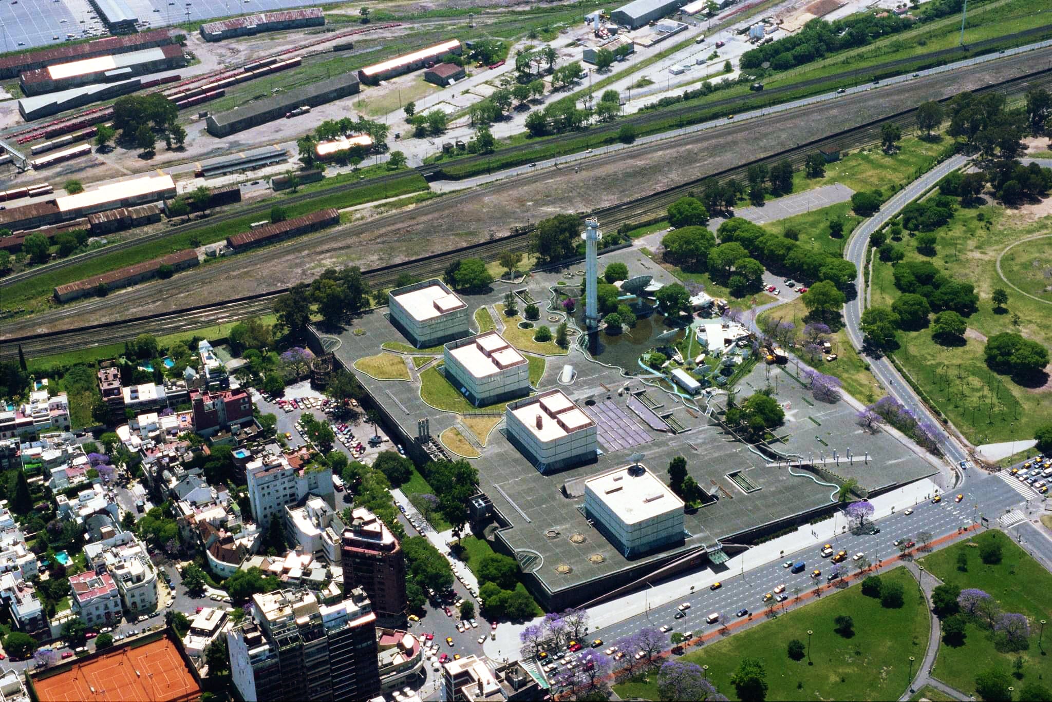 Vista aérea de la obra de los arquitectos Manteola, Sánchez Gómez, Santos, Solsona, Viñoly, Sallaberry y Tarsitano