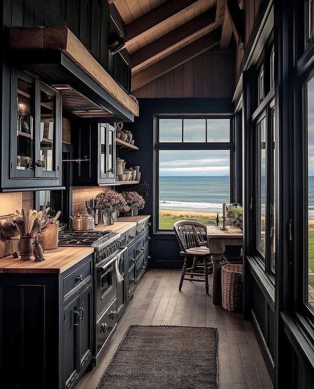 Los elementos seleccionados por la IA corresponden directamente a los pedidos de los usuarios