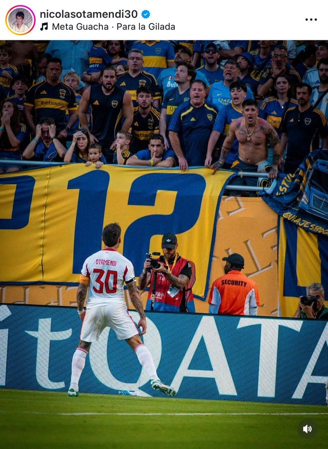Otamendi grita su gol (el empate 2-2 de Benfica) de frente a los hinchas de Boca y usó la canción