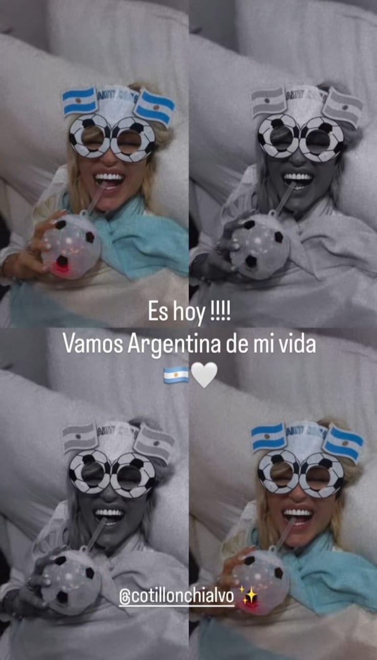 Vicky Xipolitakis mostró el look que usó este sábado por la noche para ver a la selección argentina