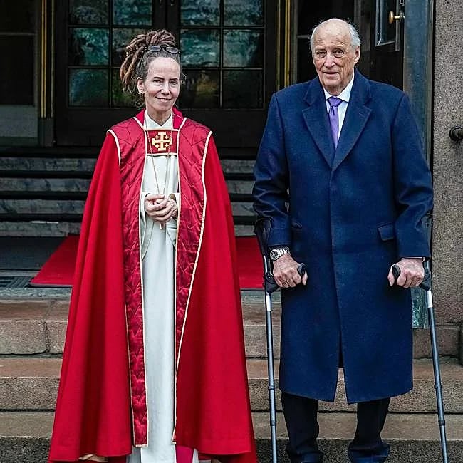Sunniva Gylver junto al rey Harald V