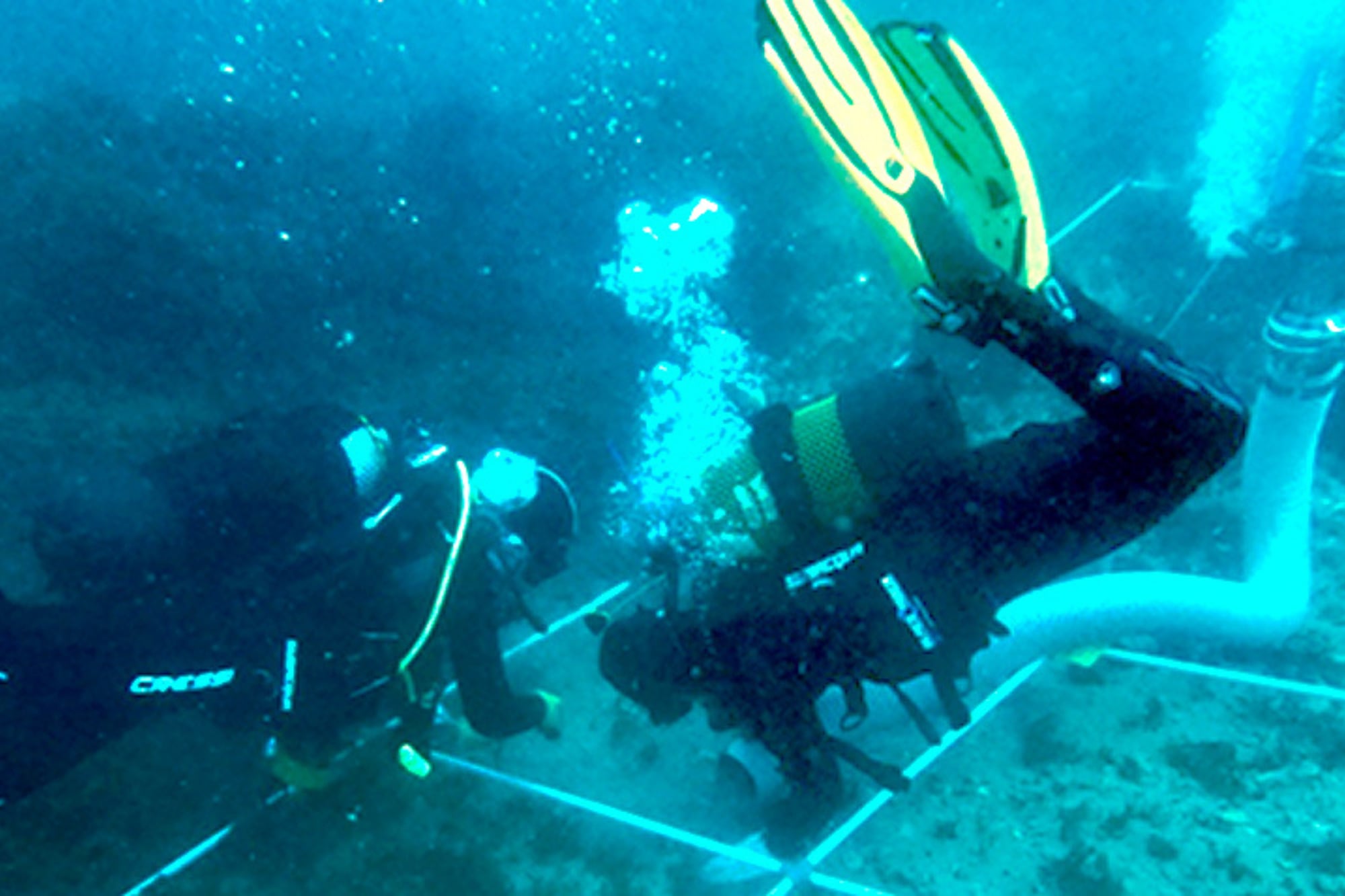 El hallazgo de una batería de naufragios que traza un museo submarino en el océano Atlántico