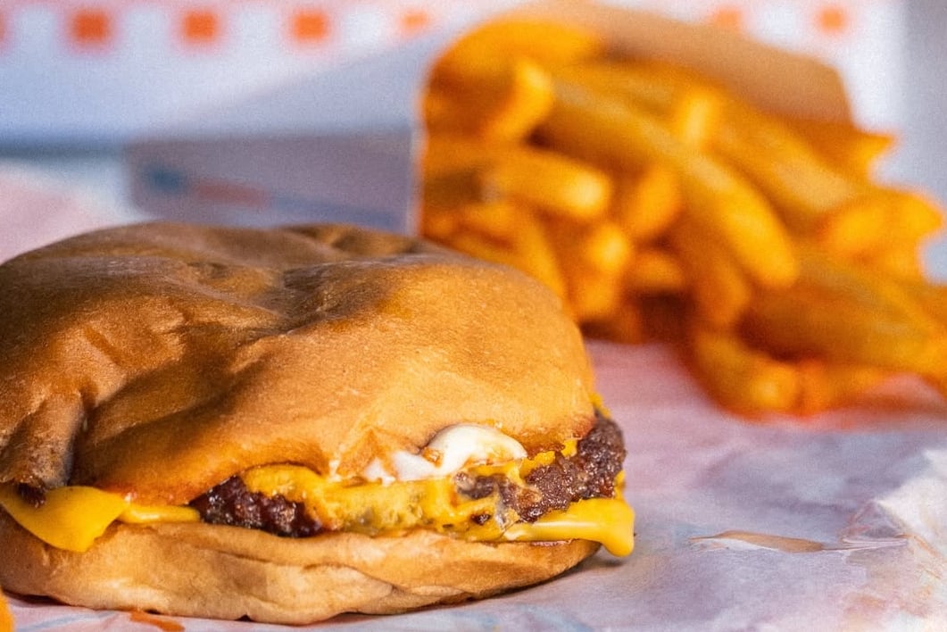 Los combos vienen con papas fritas
