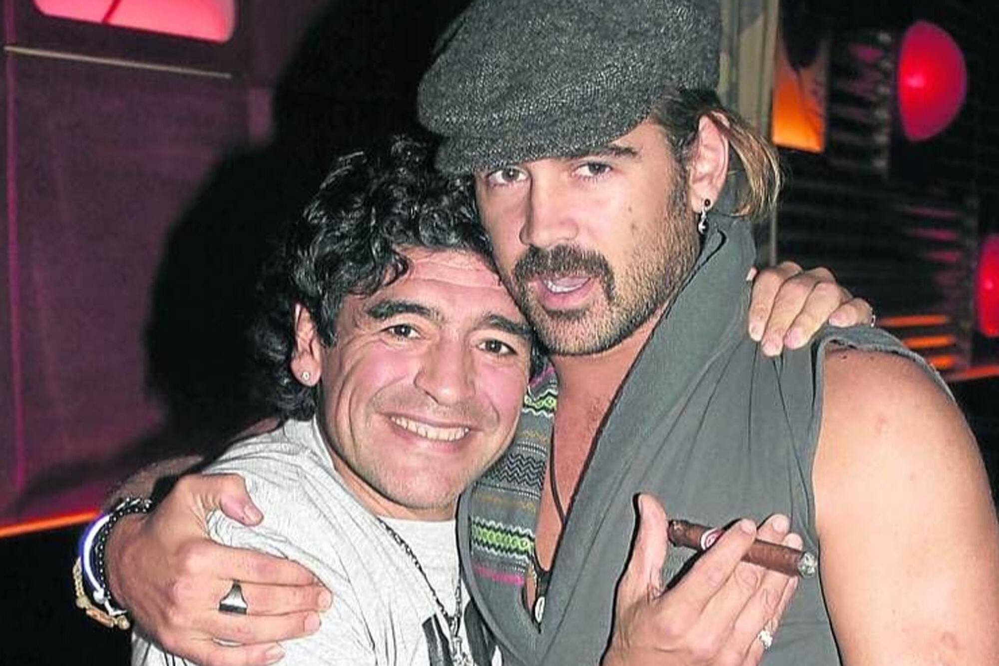 Diego Maradona y Colin Farrell, en 2005