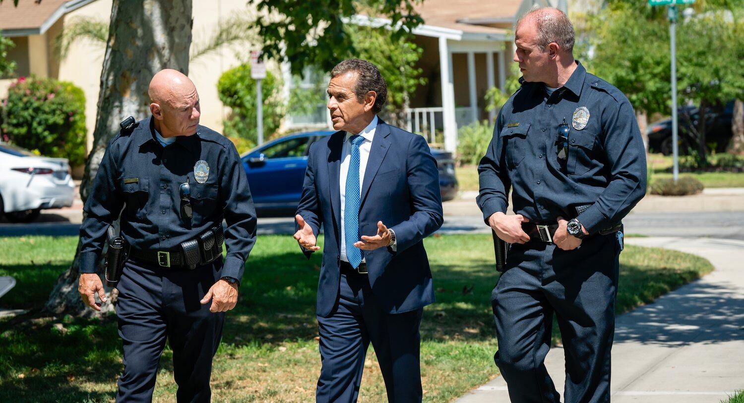 Para reformar el estado, Villaraigosa propone un enfoque pragmático basado en la eficacia, al insistir en que el Gobierno debe dejar de desperdiciar recursos en programas que no producen resultados tangibles
