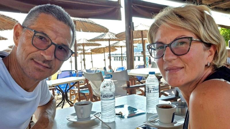 Ljubisa Karović, el hombre que fue succionado por la ventanilla de una avión, junto a su esposa