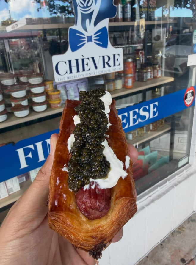 Chèvre creó el Golden Glizzy, el hot dog de US$100 que se vende en Miami